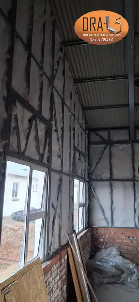 Warehouse stoor commercial using ORALS-supplied structural systems and materials