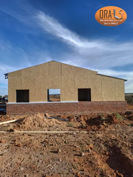 Warehouse stoor agricultural using ORALS-supplied structural systems and materials