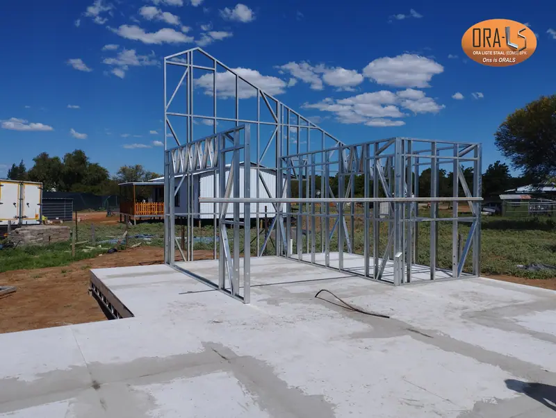 House structure using ORALS-supplied structural systems and materials