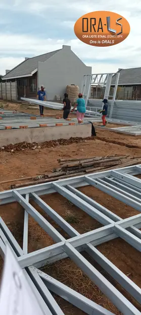 Residential house wall structure using ORALS-supplied structural systems and materials