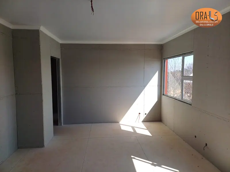 Residential house cladding ceiling floors using ORALS-supplied structural systems and materials