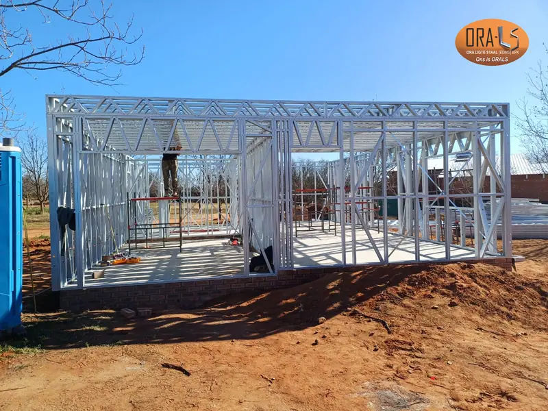 Residential house structure using ORALS-supplied structural systems and materials