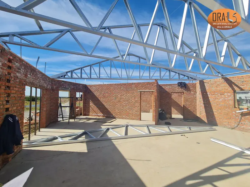 Residential house roof trusses using ORALS-supplied structural systems and materials